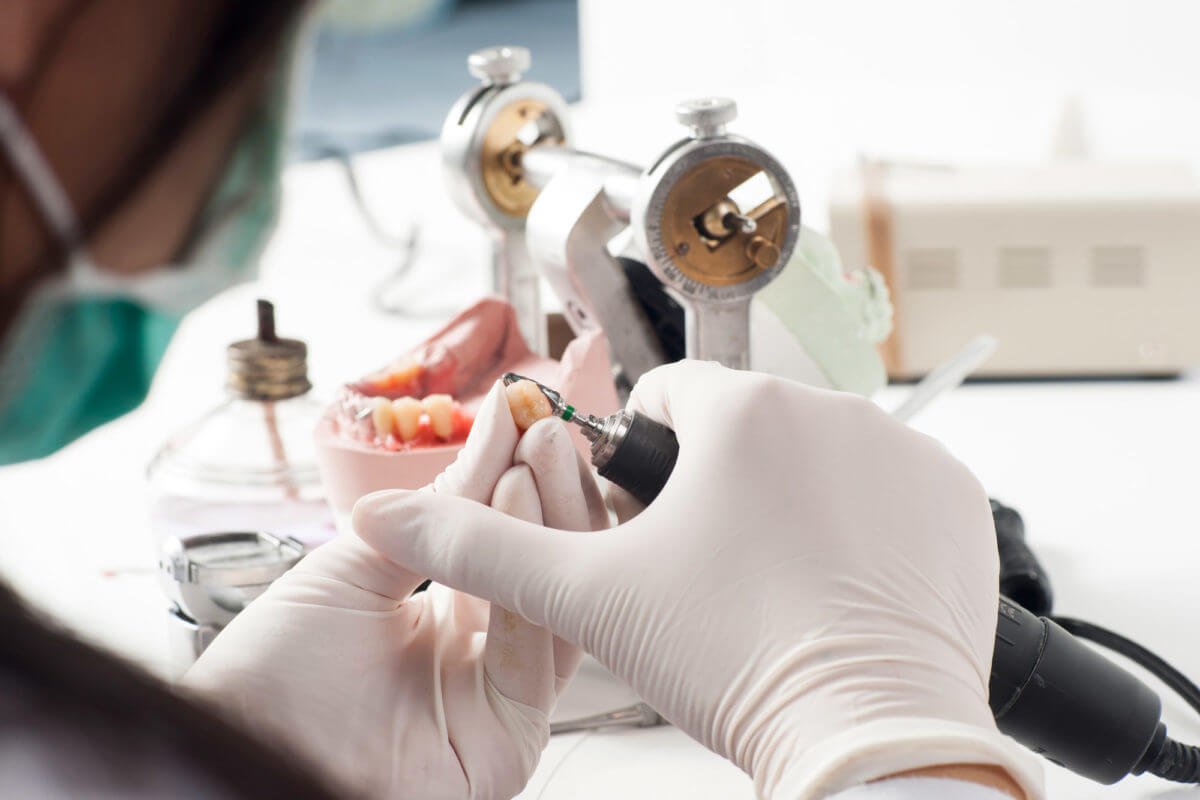 Partner with a Trusted Dental Laboratory: